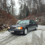 Der 2.3sportline mit 195/60 R15 auf 7x15 ET44